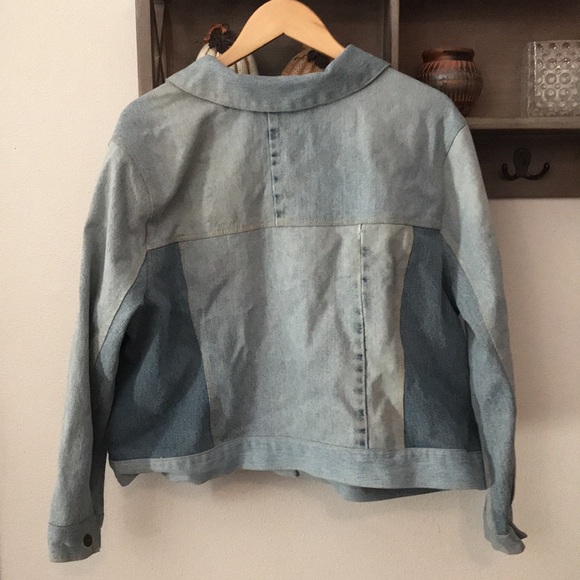 Jean jacket, multicolor jean, no tag on jacket, unique design, no size - Picture 4 of 5